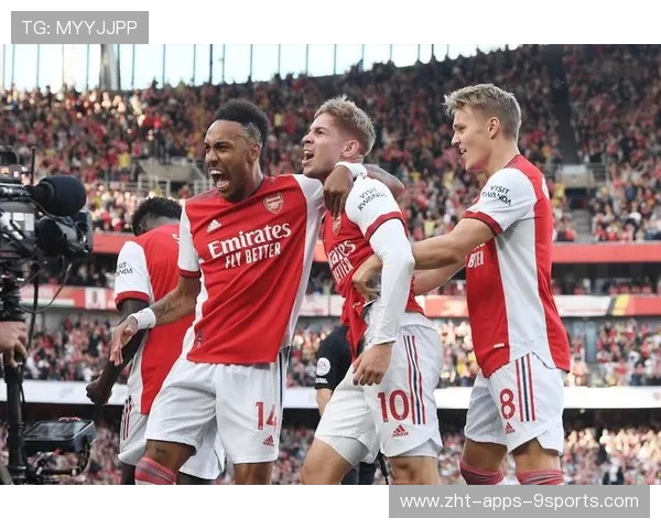 阿森纳五连胜领跑，英欧双线称王欲起